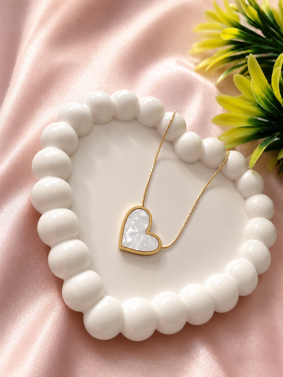 Pearl Heart Whisper Necklace