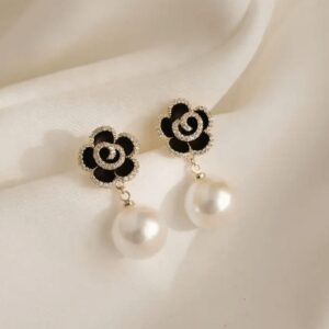 Midnight Bloom Pearl Drops